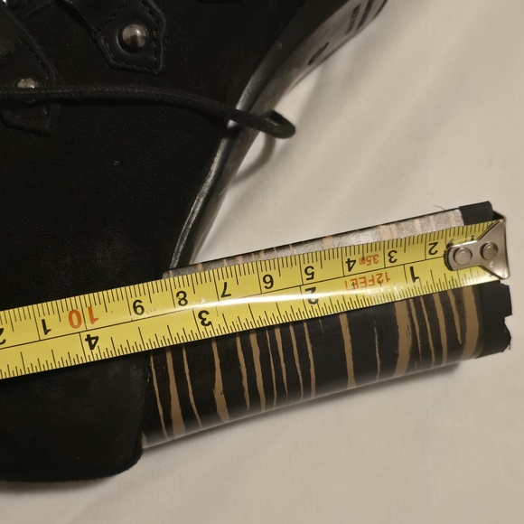 BCBGMAXAZRIA Booties - Picture 6 of 6